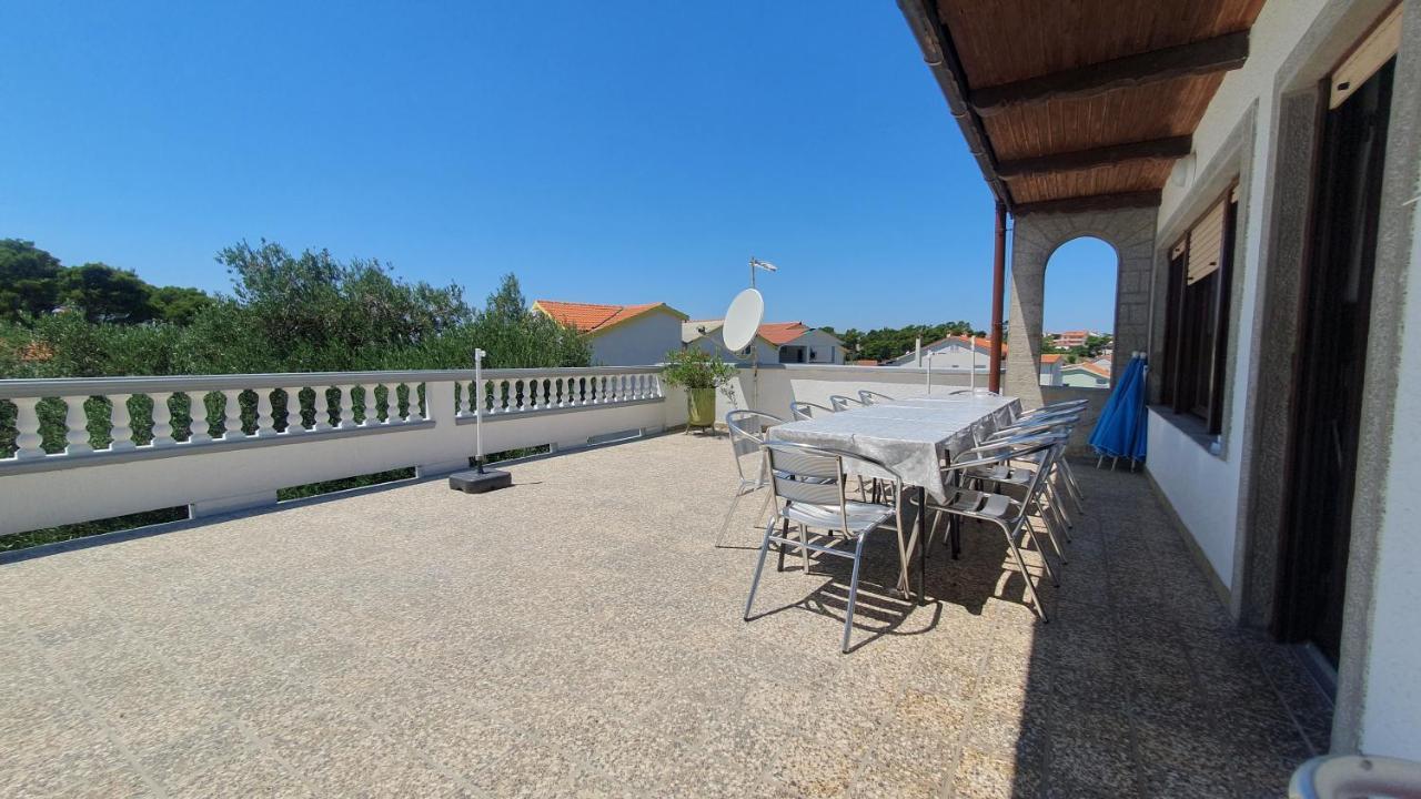 Violet Appartement Banjol Buitenkant foto