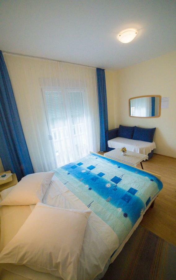 Violet Appartement Banjol Buitenkant foto