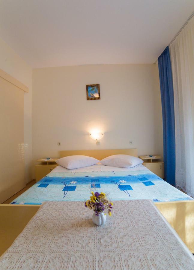 Violet Appartement Banjol Buitenkant foto