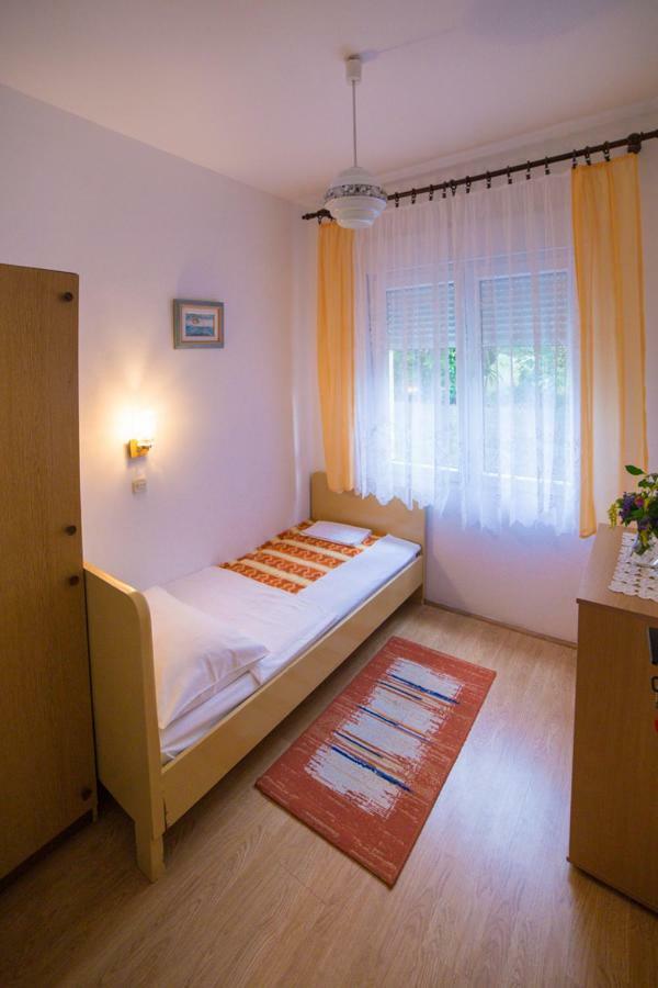 Violet Appartement Banjol Buitenkant foto
